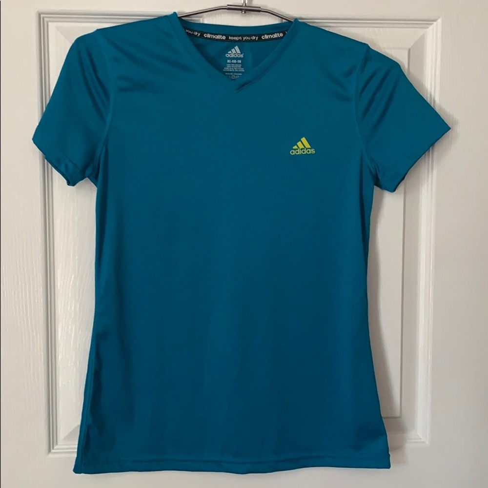 Adidas Climalite, fits like Adult Small!